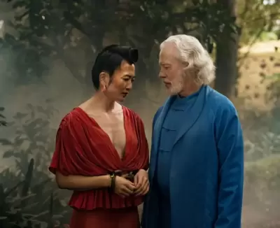 Основание 3 сезон кадр 1