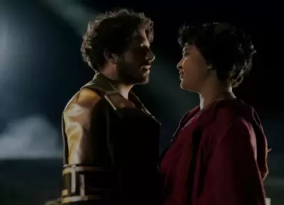 Основание 3 сезон кадр 2